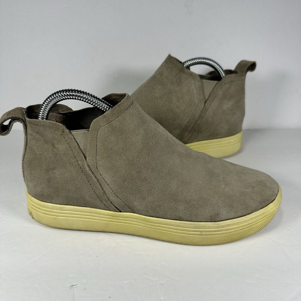Dolce Vita Tasha Grey Suede Slip On Wedge Sneaker Ankle Boots Women’s 8 M